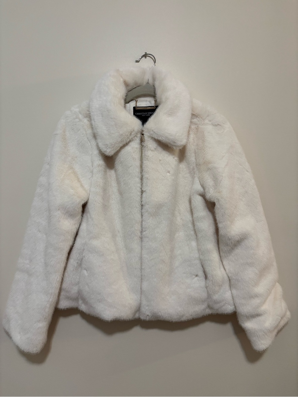 Christian Siriano Faux Fur Zip Front Jacket in Cream - Picture 3 of 10